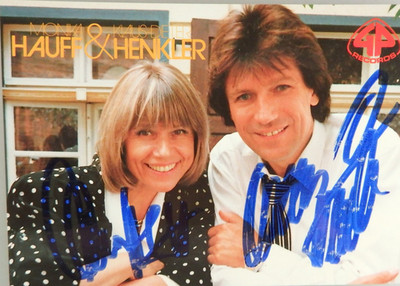 2 Autogramme deutsches Gesangsduo Monika Hauff & Klaus Henkler (143402)