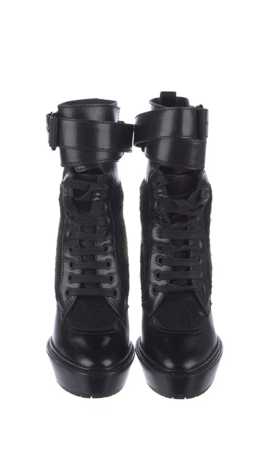 Botas con cordones con adornos de cuero de lana Burberry Foto 3 de 4