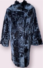 Vintage Knee-Length Fur Coat w/ Chic Collar, Satin Lining; Brand Unknown, Sz M