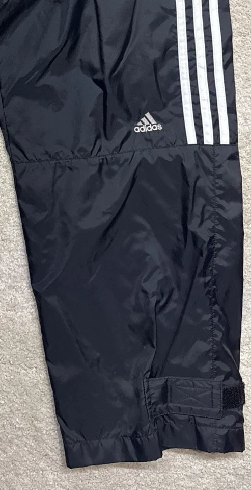 Pantalones de chándal Adidas 2001 a rayas de nailon con correas para el tobillo negros para hombre LG Foto 2 de 4