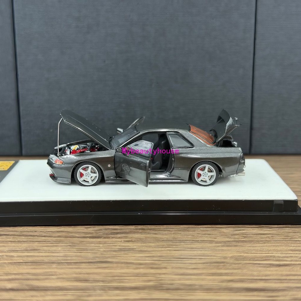 PGM 1:64 JDM Gray Skyline GTR R32 Sports Model Diecast Metal Car