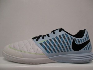 scarpe da calcio 10 euro