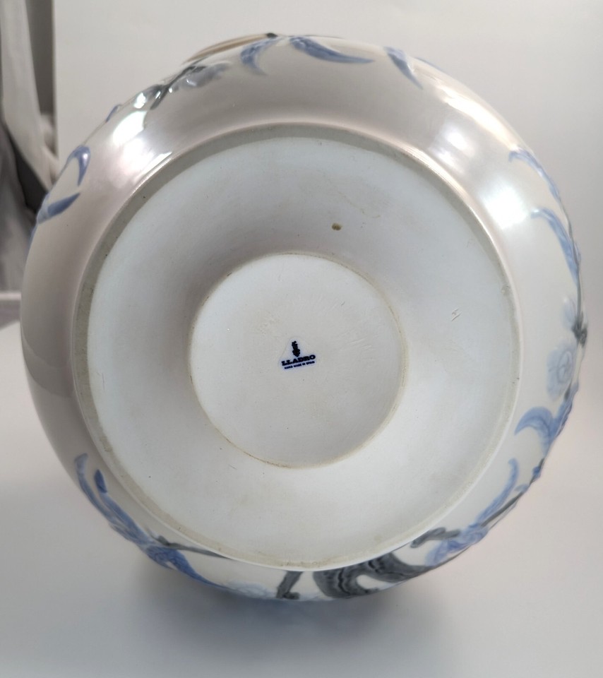 Very Rare, Very Large Lladro Flower Vase eBay