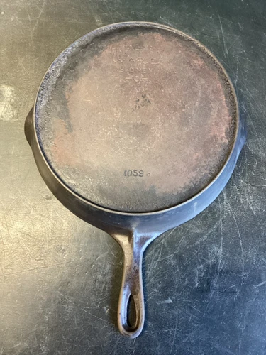 VINTAGE # 9 WAGNER WARE 1059C CAST IRON HEAT RING COOKING SKILLET FRYING PAN