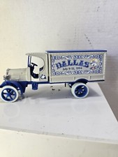 ERTL JIM BEAM 1925 KENWORTH TRUCK 1:30 SCALE DIE-CAST LIMITED EDITION COIN BANK