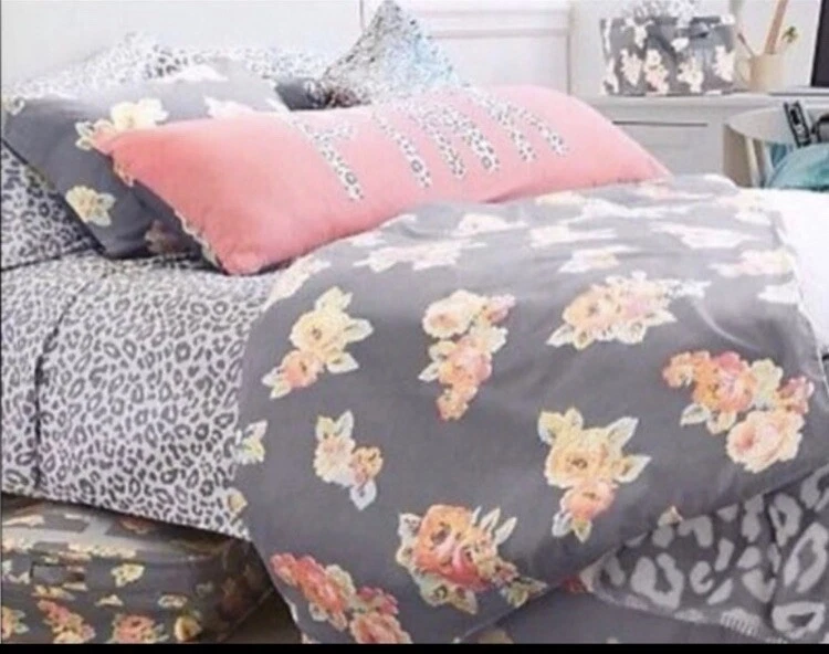 Vicrorias Secret розовый чрезвычайно редкая цветочный двусторонний Twin одеяло серый/розовый - Изображение 2 из 4