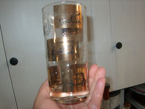 TUMBLER 14 OZ. "VINTAGE" SET OF 6 W SCENCE OF CARS ON THE SIDE / BLACK AND GOLD. - Picture 7 of 7