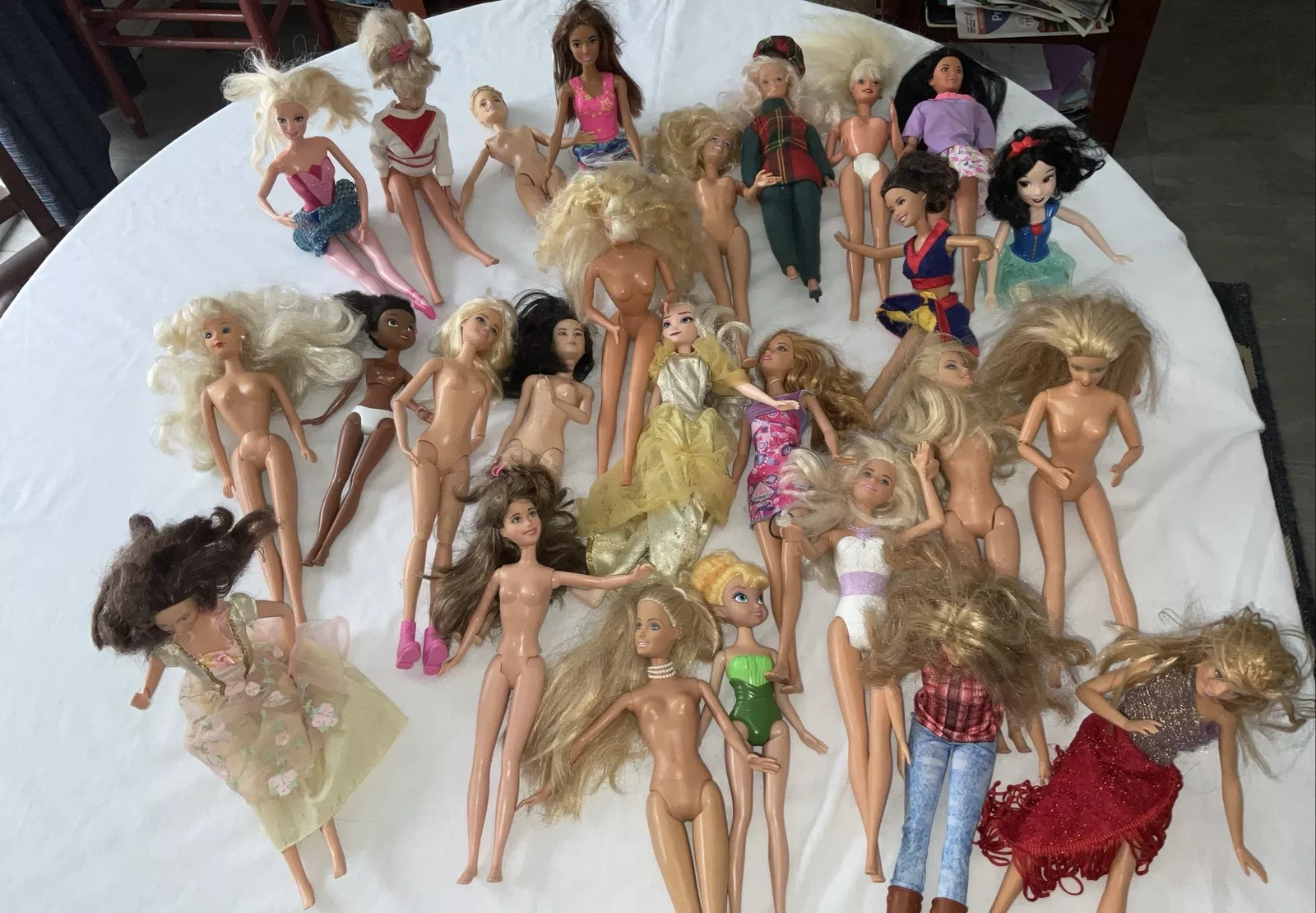  dolls clothes lot read 