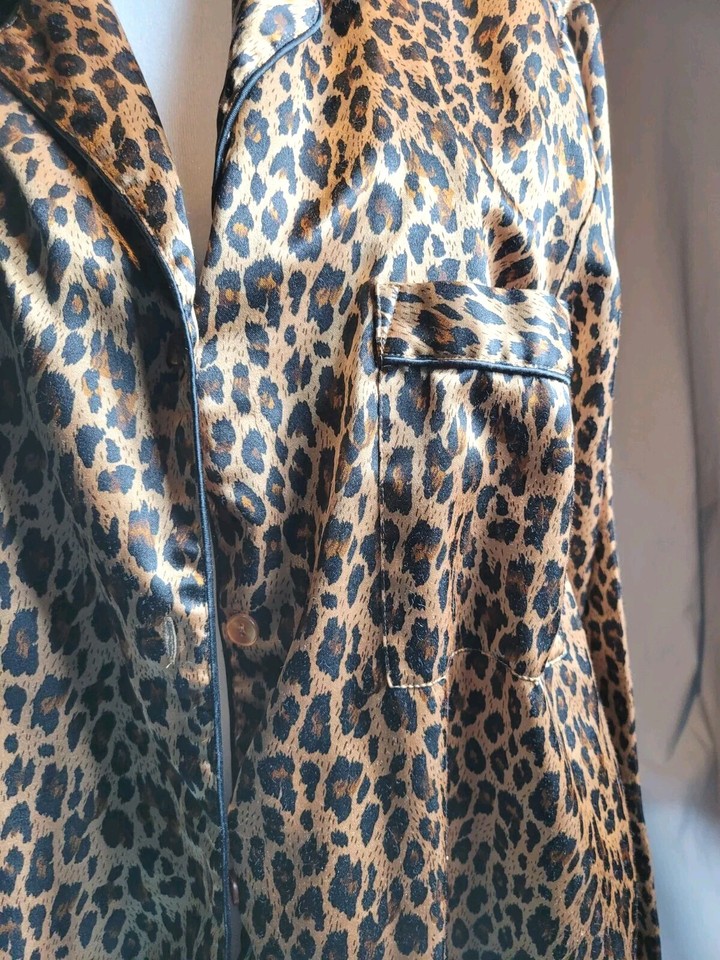 Vtg 90s Retro Casual Comfort Vacation Resort Boho Cheetah Duster Nite