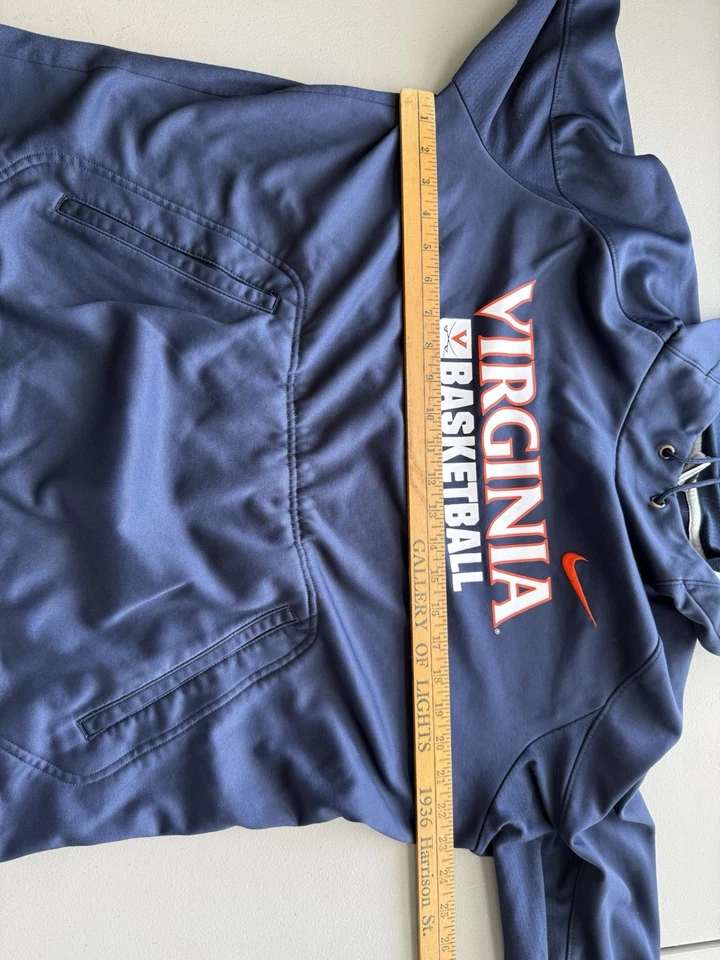 Nike Virginia Basketball Hoodie Size L Blue Long Sleeve Pullover Therma Fit - Image 4 of 4