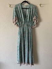 World Market Floral Boho Short Sleeve Maxi Dress Large/Extra Large V-Neck