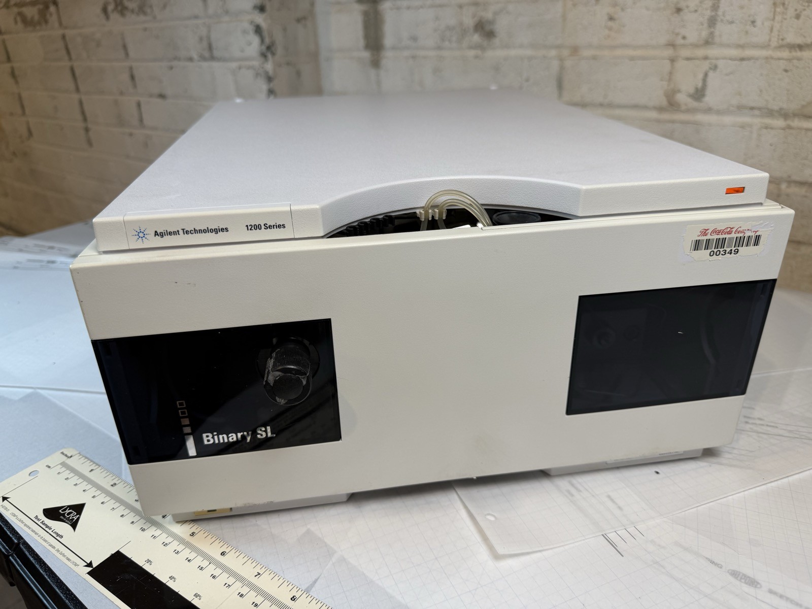 Agilent 1200 G1312B Binary Pump SL HPLC S/N DE63061427 — Powers On, Pumps Water