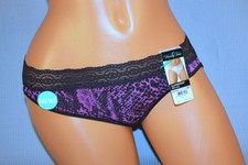 18208 Vanity Fair Medium Sz6 Illumination Lace Bikini Panty