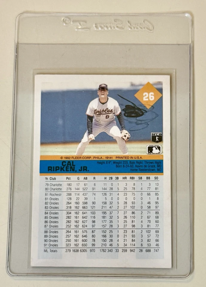 1992 Fleer - #26 Cal Ripken - SIGNED / AUTOGRAPHED - Image 2 of 2