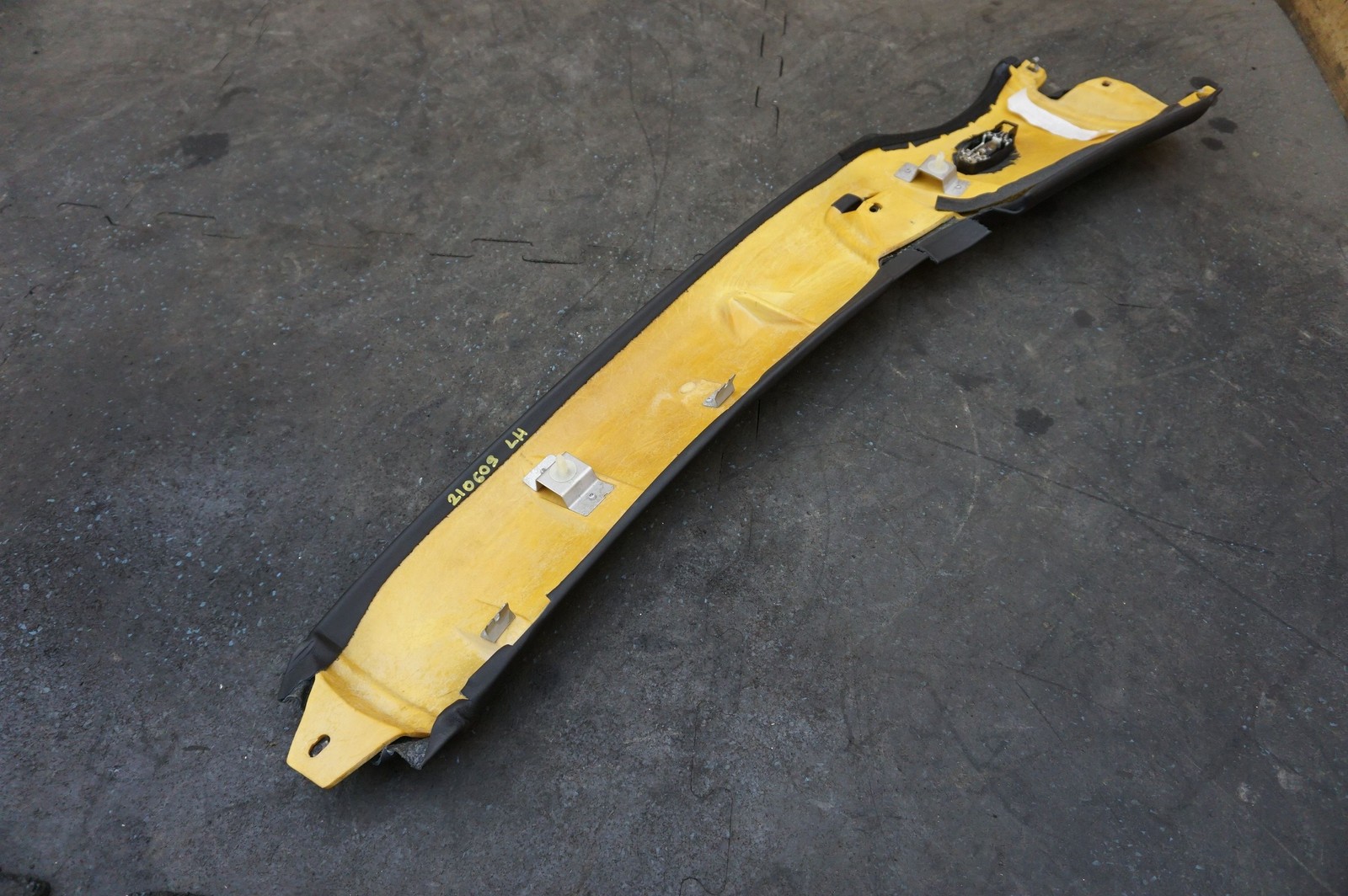 Left Roof Beam Trim Crossmember Panel 66972900 Ferrari 612 Scaglietti Sessanta