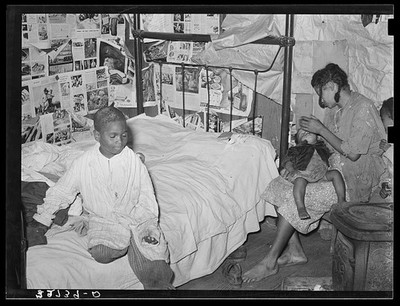 Independence Louisiana 1939 Strawberry Fields Worker House Mother Children