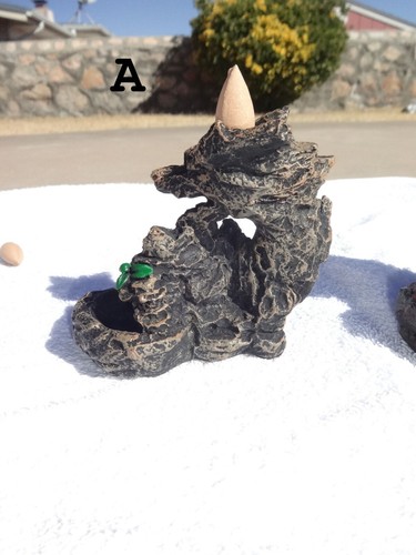 BACKFLOW BURNER INCENSE CONES HOLDER WATERFALL EFFECT RESIN LITTLE HOUSE DRAGON - Picture 3 of 12