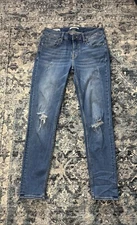 Vigoss The Thompson Tomboy Blue Distressed Denim Jeans  Women's Size 29 Waist