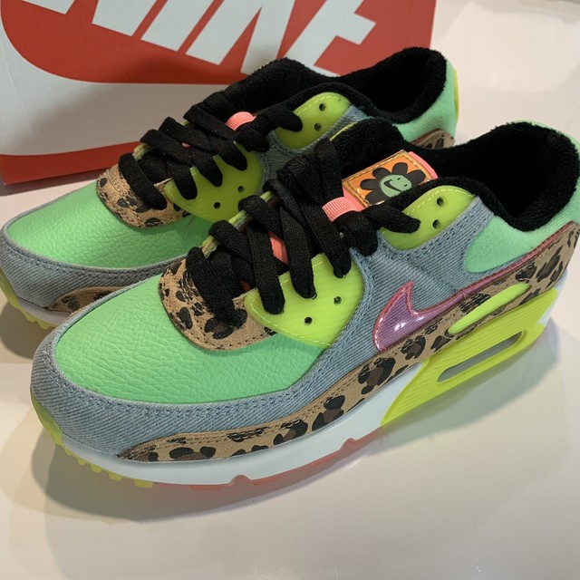 nike dancefloor green