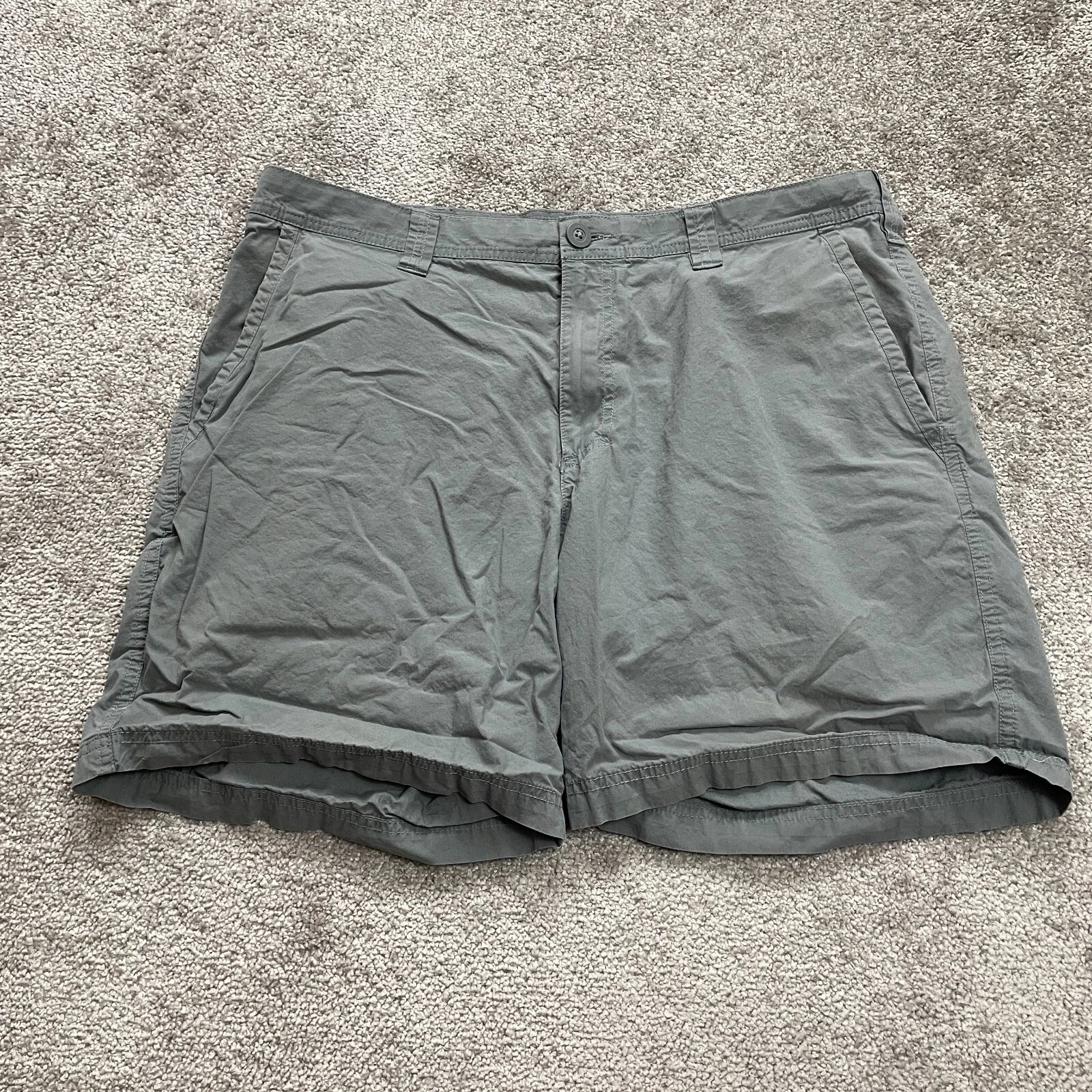 Columbia Chino Shorts Mens 36x7.5 Gray Cotton Flat Front Active Outdoor Fishing