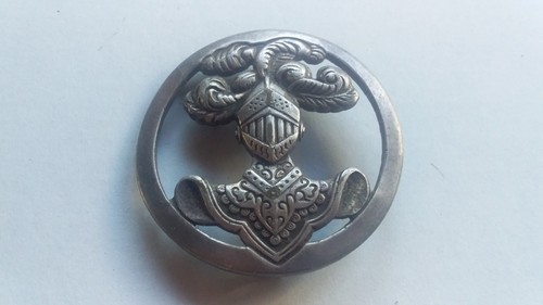 French Army Armoured Cavalry Arm Beret Metal Badge Cockade DRAGO - Picture 2 of 5