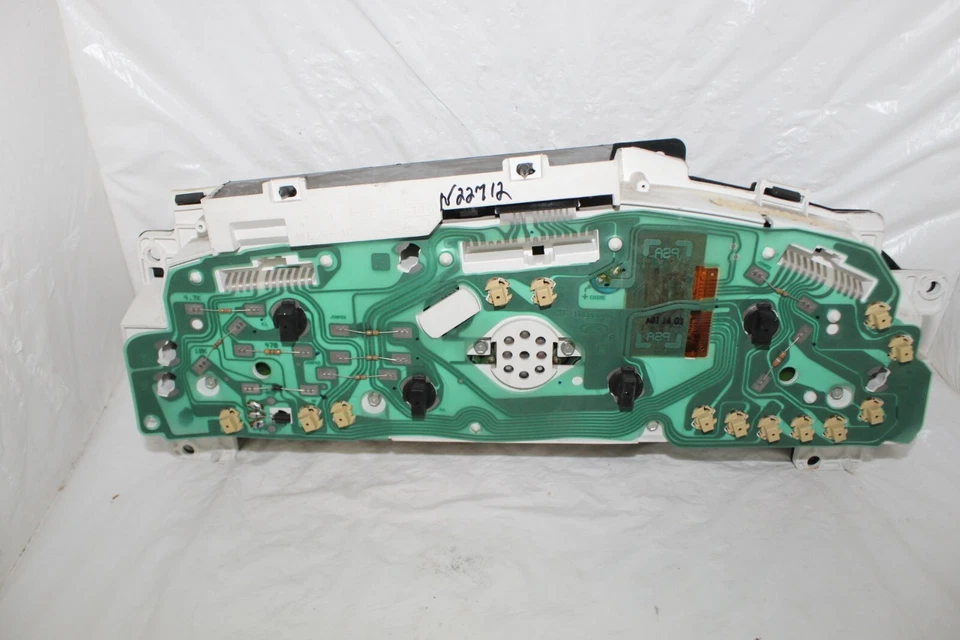 速度表仪表组 2003 福特 E150 E250 E350 E450 范 244,663 英里 — 第 2/4 张图片