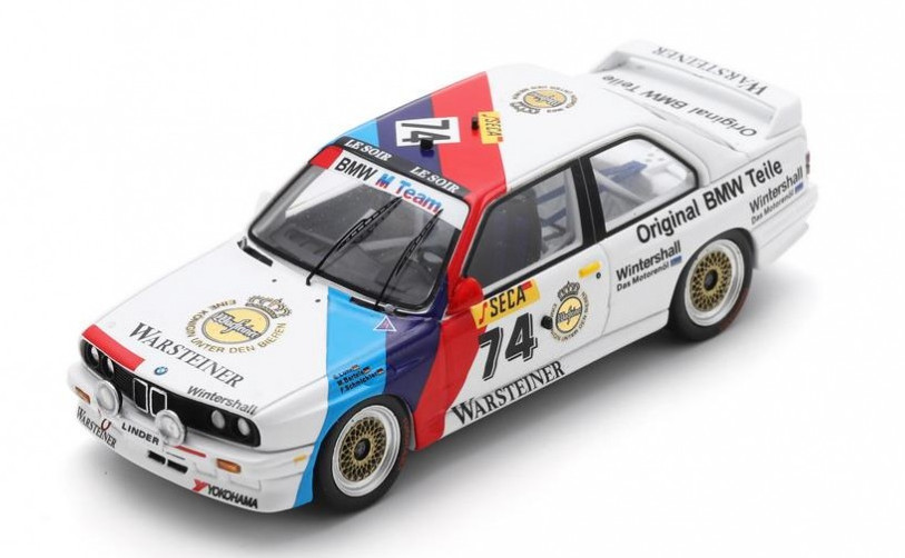 BMW E30 M3 Spark réplique ultra détaillée 1/43 résolvant le manque de finitions réalistes
