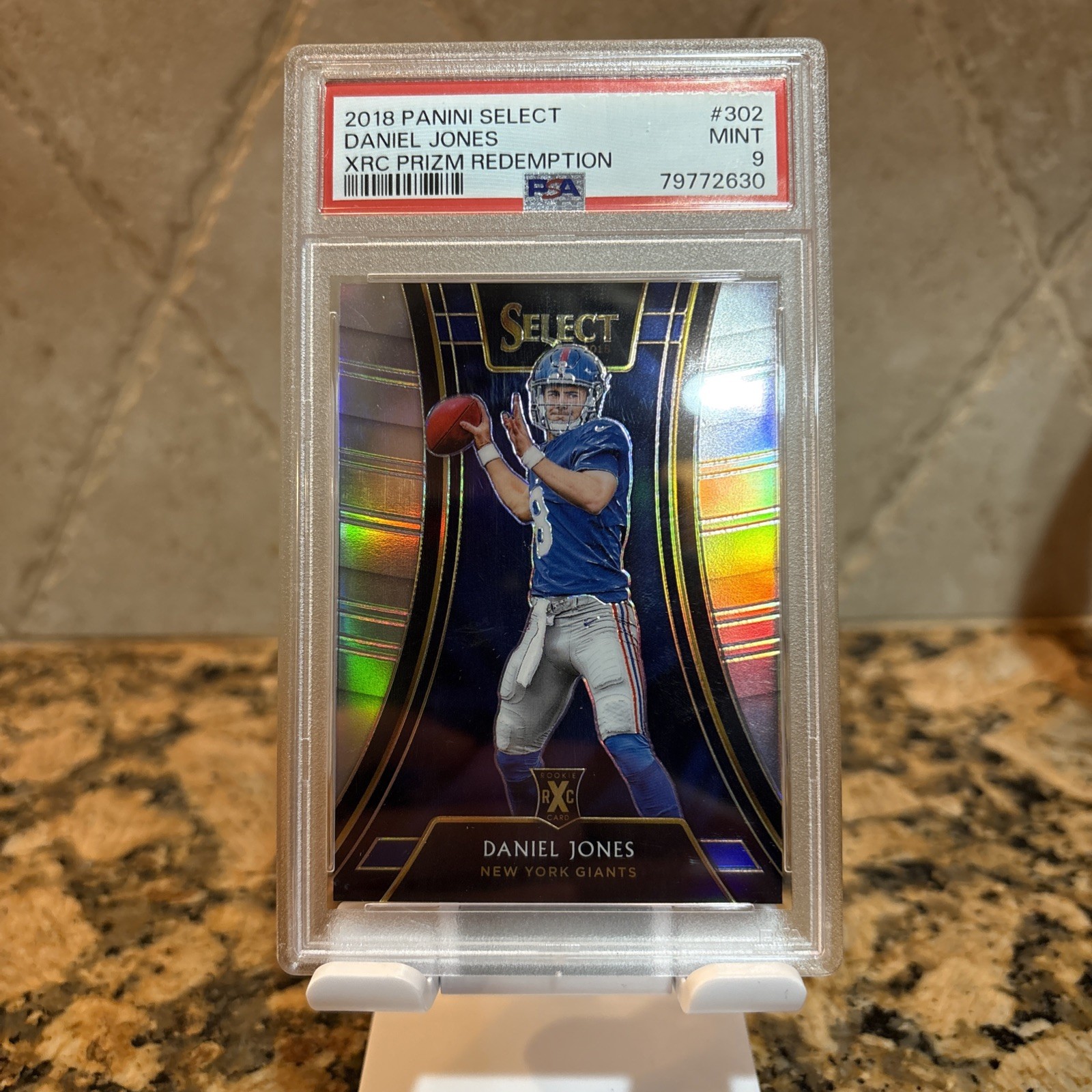 Rookie 2018 Select Daniel Jones 2019 XRC Prizm Redemption RC #302 Giants PSA 9