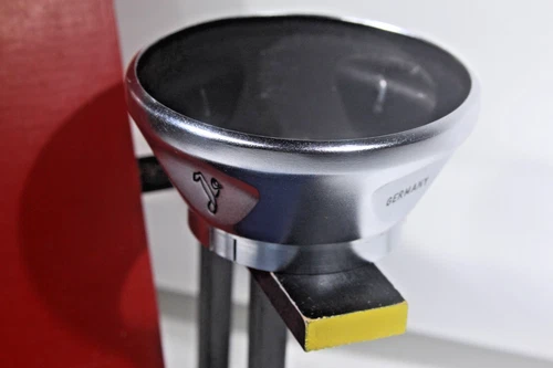 (d) Genuine Voigtlander 125/20 Lens Hood / Lens Hood for Vitessa