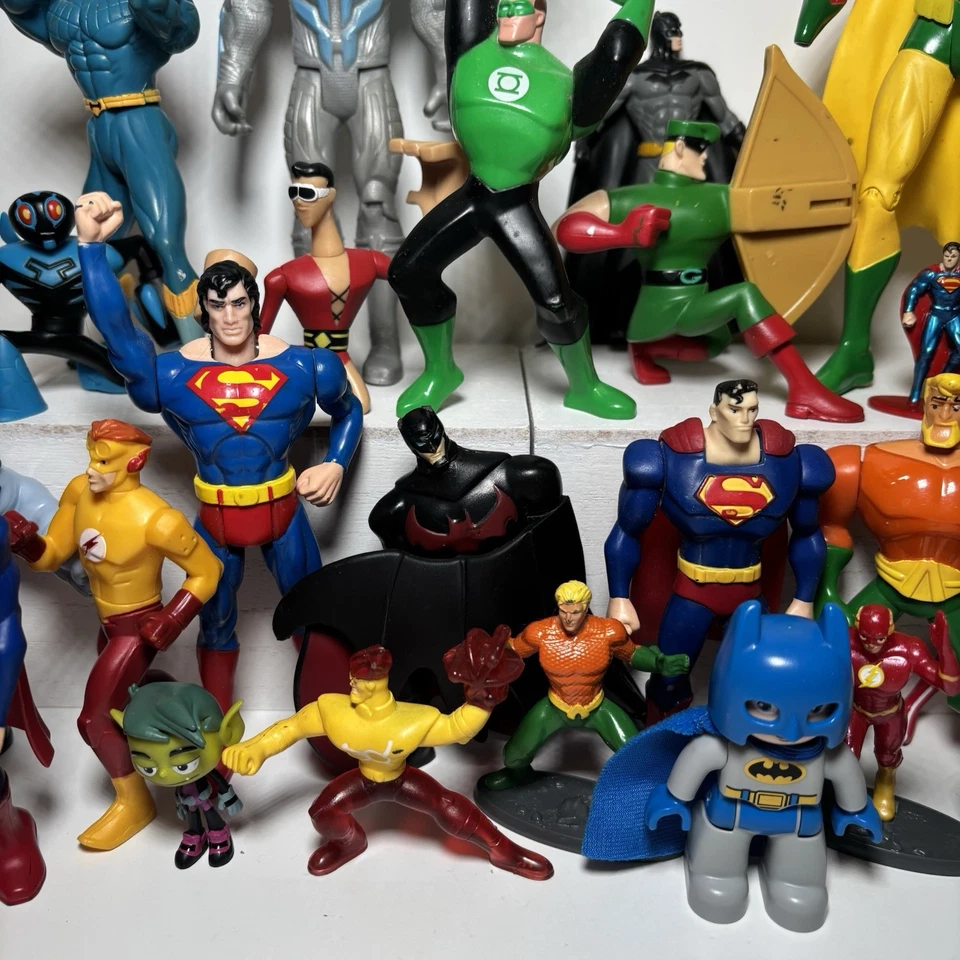 Huge Lot DC Action Figures Vintage To Modern Batman Superman Justice League - Image 4 of 4
