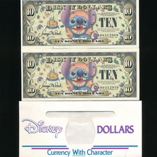 (2) DISNEY DOLLARS MONNAIE 2005 AVEC PERSONNAGE ~ POINT 10 $ ~ CU CONSÉCUTIVE