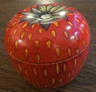 Vintage Strawberry  Scented Candle - Never Used — photo 2