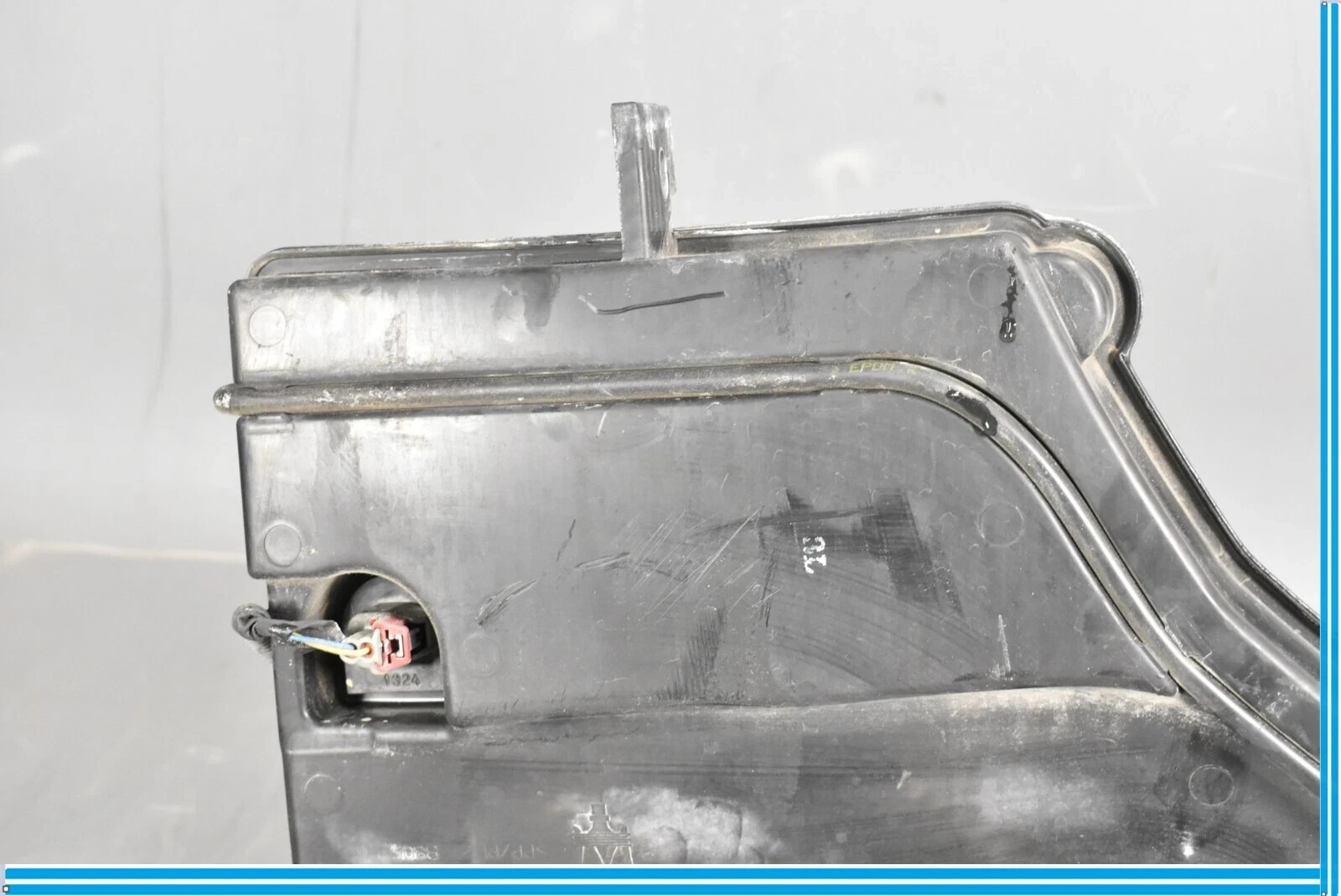 14-18 Maserati Quattroporte M156 Headlight Windshield Washer Bottle Tank OEM