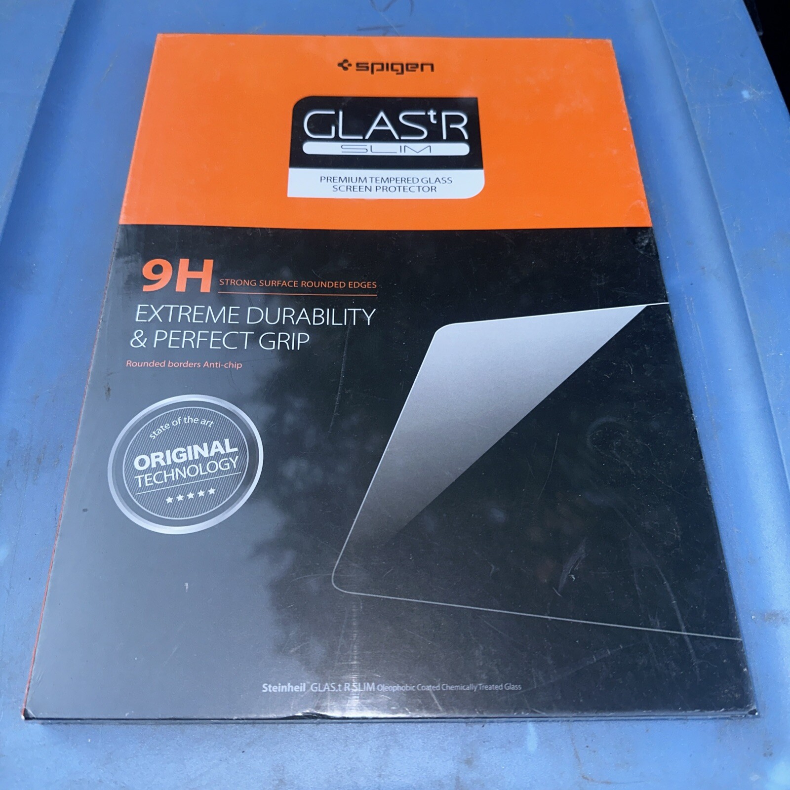 Surface Pro 8/Pro X Premium Tempered Glass Screen Protector Spigen GLAS.tR SLIM