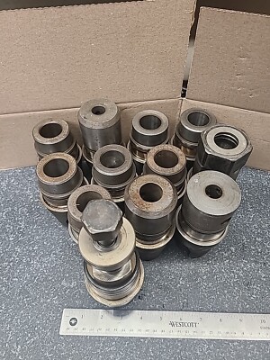 LOT OF 12 BROWN AND SHARPE QUICK CHANGE TOOL HOLDERS. VARIOUS SIZES