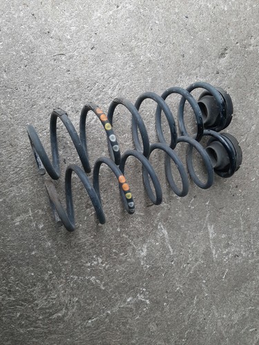 Seat Ibiza 6J Bj2012 Feder Federn Federnsatz für Hinterachse 1,2 TSI  4-TÜRER !!