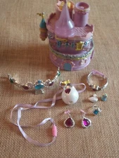 Trendmasters Starcastle Jewelry Castle Beauty Collection Playset