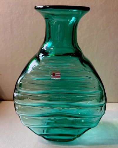 Blenko glass 9123 vase in Antique Green! Vintage HTF!