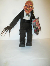 2008 MEZCO NIGHTMARE ON ELM STREET 3 FREDDY KRUEGER DELUXE PLUSH FIGURE SER 2