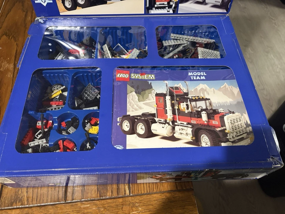 LEGO Model Team: Giant Truck (5571) NEW IN BOX NIB - Image 4 of 4