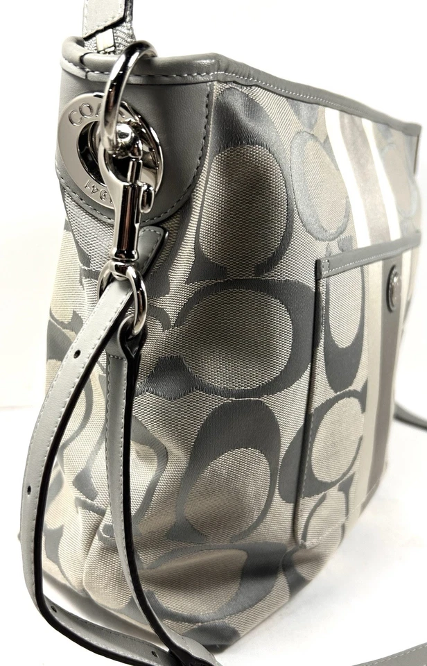 COACH Hamptons Weekend Signature Stripe Shoulder Tote Bag •  Gray Tan - Image 3 of 4