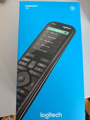 Logitech Harmony 950 Infrarot-Fernbedienung - Schwarz inkl. Zubehör u. OVP