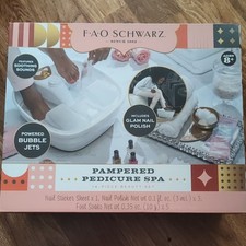 FAO Schwarz Pampered Pedicure Spa Kit with Fo...