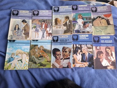 Mills & Boon Classic Vintage Romance 1980s Lot 10 Paperback purplish blue covers