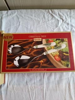 Spode Christmas Collection Of 2 Salad Servers And Cheese Spreaders
