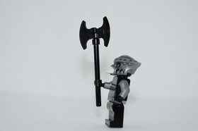 LEGO&reg; Legends of Chima Minifigure Scolder (loc070) with weapon. From 70140