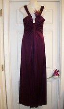MASQUERADE 5/6 Rhinestone Buckle Gown NWOT Violet Purple Bridal Prom