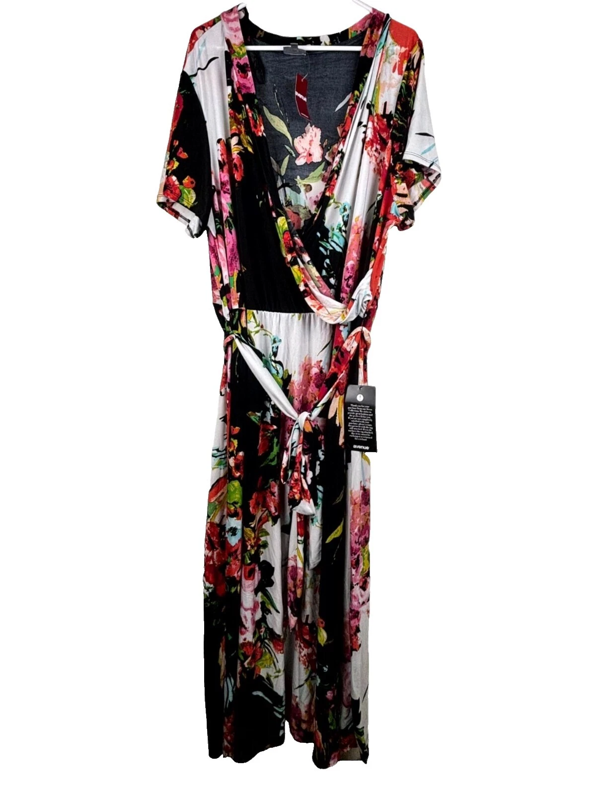 Vestidos femininos Avenue Poliéster