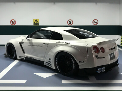 Liberty Walk R35 GT-R 120台限定 Liberty Walk R35 GT-R 120台限定 Nissan GT-R] The Liberty Walk