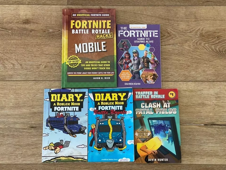 Set of 5 Fortnite books- Diary of a Roblox Noon Fortnite, Battle